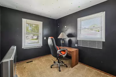 26 Hawthorne Lane, Streamwood, IL 60107 - Photo 19