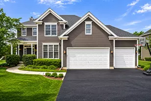 2423 Dustin Dr, Sycamore, IL 60178 - Photo 1