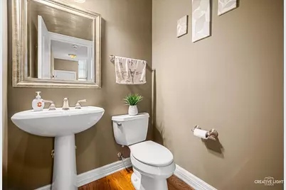 2423 Dustin Drive, Sycamore, IL 60178 - Photo 15