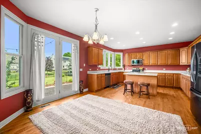2423 Dustin Drive, Sycamore, IL 60178 - Photo 9