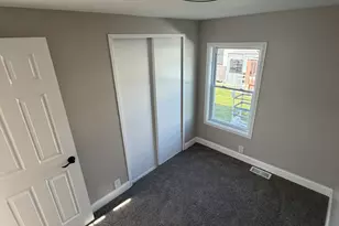 87 12th Ave, Bartlett, IL 60103 - Photo 9
