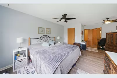 1661 Carmel Court, Hoffman Estates, IL 60169 - Photo 15