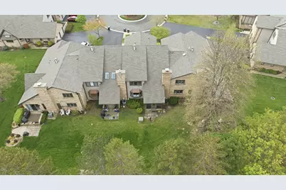 1661 Carmel Court, Hoffman Estates, IL 60169 - Photo 31