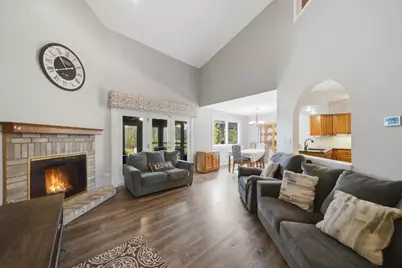 1661 Carmel Court, Hoffman Estates, IL 60169 - Photo 7