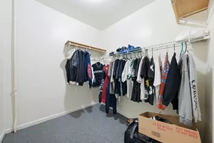 2643 S Hillock Ave, Chicago, IL 60608 - Photo 31