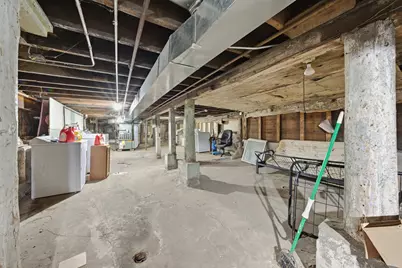 2643 S Hillock Avenue, Chicago, IL 60608 - Photo 35