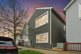 2643 S Hillock Ave, Chicago, IL 60608 - Photo 1
