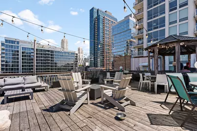 225 W Huron Street #209, Chicago, IL 60654 - Photo 15