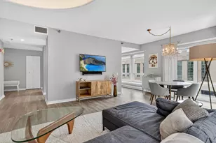 57 E Delaware Pl, Chicago, IL 60611 - Photo 3