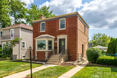 9205 S Utica Avenue, Evergreen Park, IL 60805 - Photo 1