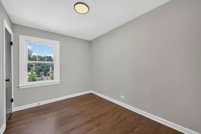 9205 S Utica Avenue, Evergreen Park, IL 60805 - Photo 25