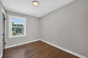 9205 S Utica Ave, Evergreen Park, IL 60805 - Photo 25