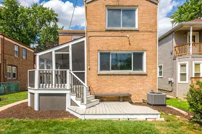 9205 S Utica Avenue, Evergreen Park, IL 60805 - Photo 39