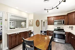 204 S Reedwood Dr, Joliet, IL 60436 - Photo 7