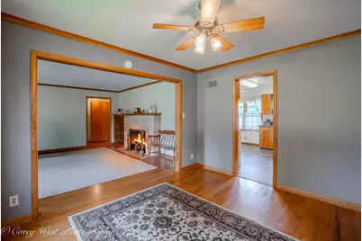 801 Lawnwood Avenue, Dekalb, IL 60115 - Photo 13