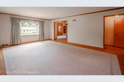 801 Lawnwood Avenue, Dekalb, IL 60115 - Photo 11