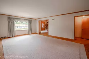 801 Lawnwood Ave, Dekalb, IL 60115 - Photo 11