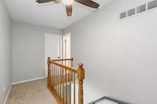 102 Pine Cir, Cary, IL 60013 - Photo 21