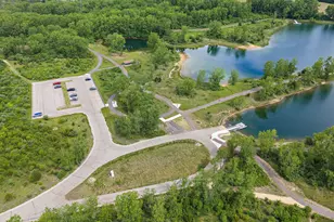 102 Pine Cir, Cary, IL 60013 - Photo 31