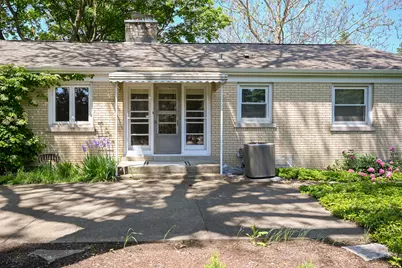 325 Lambert Road, Glen Ellyn, IL 60137 - Photo 27