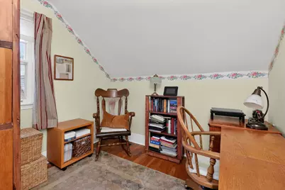319 E Jefferson Avenue, Wheaton, IL 60187 - Photo 13