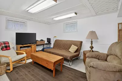 319 E Jefferson Avenue, Wheaton, IL 60187 - Photo 17