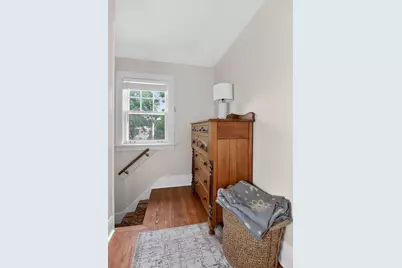 319 E Jefferson Avenue, Wheaton, IL 60187 - Photo 11