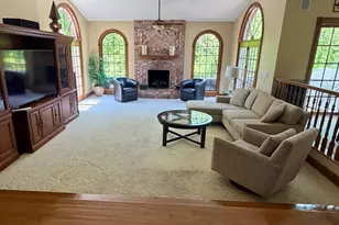 17N656 Adams Dr, West Dundee, IL 60118 - Photo 9