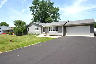 933 Melrose St, New Lenox, IL 60451 - Photo 1