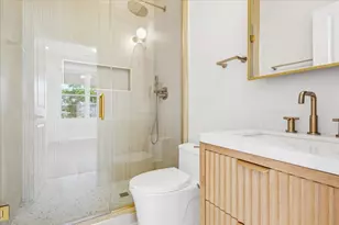 1542 W Rosemont Ave, Chicago, IL 60660 - Photo 17