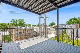 1542 W Rosemont Ave, Chicago, IL 60660 - Photo 23