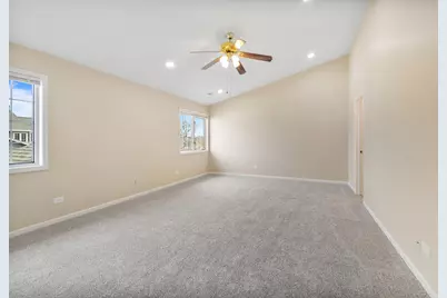 507 W Parkside Drive, Palatine, IL 60067 - Photo 9
