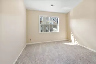 507 W Parkside Dr, Palatine, IL 60067 - Photo 15