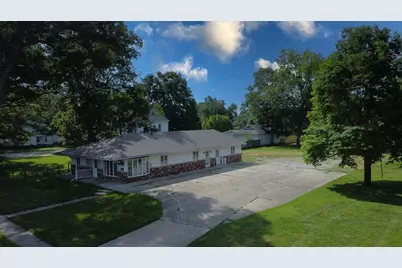 223 E Mulberry Street, Watseka, IL 60970 - Photo 3
