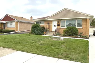 4528 Grace St, Schiller Park, IL 60176 - Photo 1