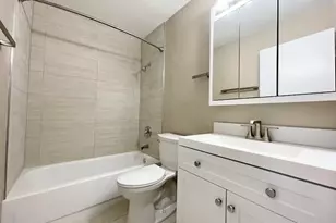 830 Waterview Cir, Vernon Hills, IL 60061 - Photo 9