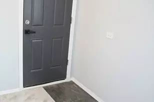 254 Dundee Pkwy, Buffalo Grove, IL 60089 - Photo 15