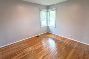 254 Dundee Pkwy, Buffalo Grove, IL 60089 - Photo 7