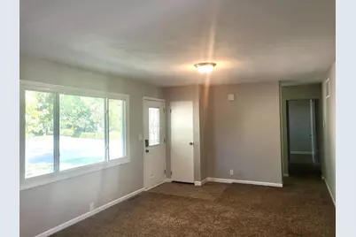 18455 W Meadow Lane, Gurnee, IL 60031 - Photo 3