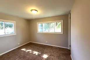 18455 W Meadow Ln, Gurnee, IL 60031 - Photo 13