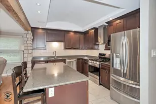 2719 63rd St, Downers Grove, IL 60516 - Photo 3
