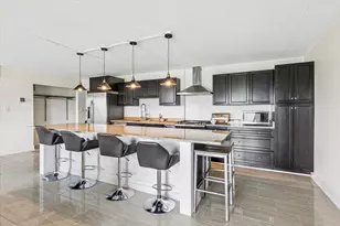 110 W Butterfield Rd, Elmhurst, IL 60126 - Photo 9