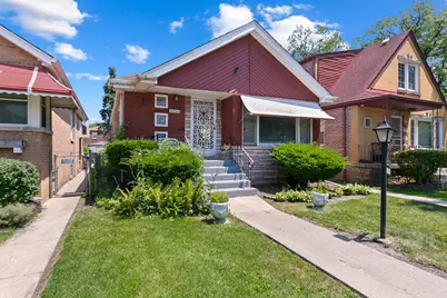 10553 S Calumet Avenue, Chicago, IL 60628 - Photo 1