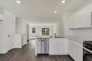2666 Arrowhead Dr, Pingree Grove, IL 60140 - Photo 9