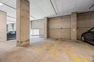 160 E Illinois St, Chicago, IL 60611 - Photo 23