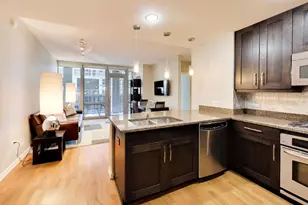 160 E Illinois St, Chicago, IL 60611 - Photo 7