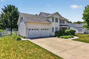 817 Adrienne Ave, Ottawa, IL 61350 - Photo 37