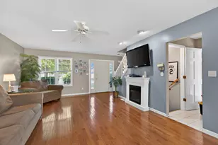 817 Adrienne Ave, Ottawa, IL 61350 - Photo 3