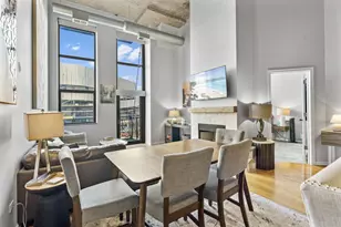 758 N Larrabee St, Chicago, IL 60654 - Photo 5