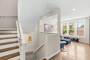 2241 W Coulter St, Chicago, IL 60608 - Photo 11